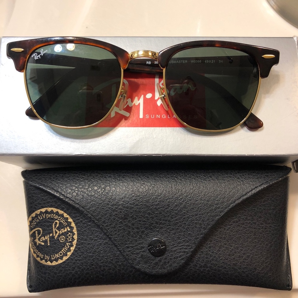 Ray Ban Clubmaster Classic Sunglasses Tortoise